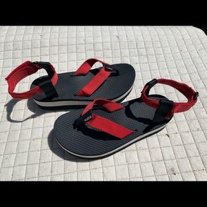 Women’s Teva sandals